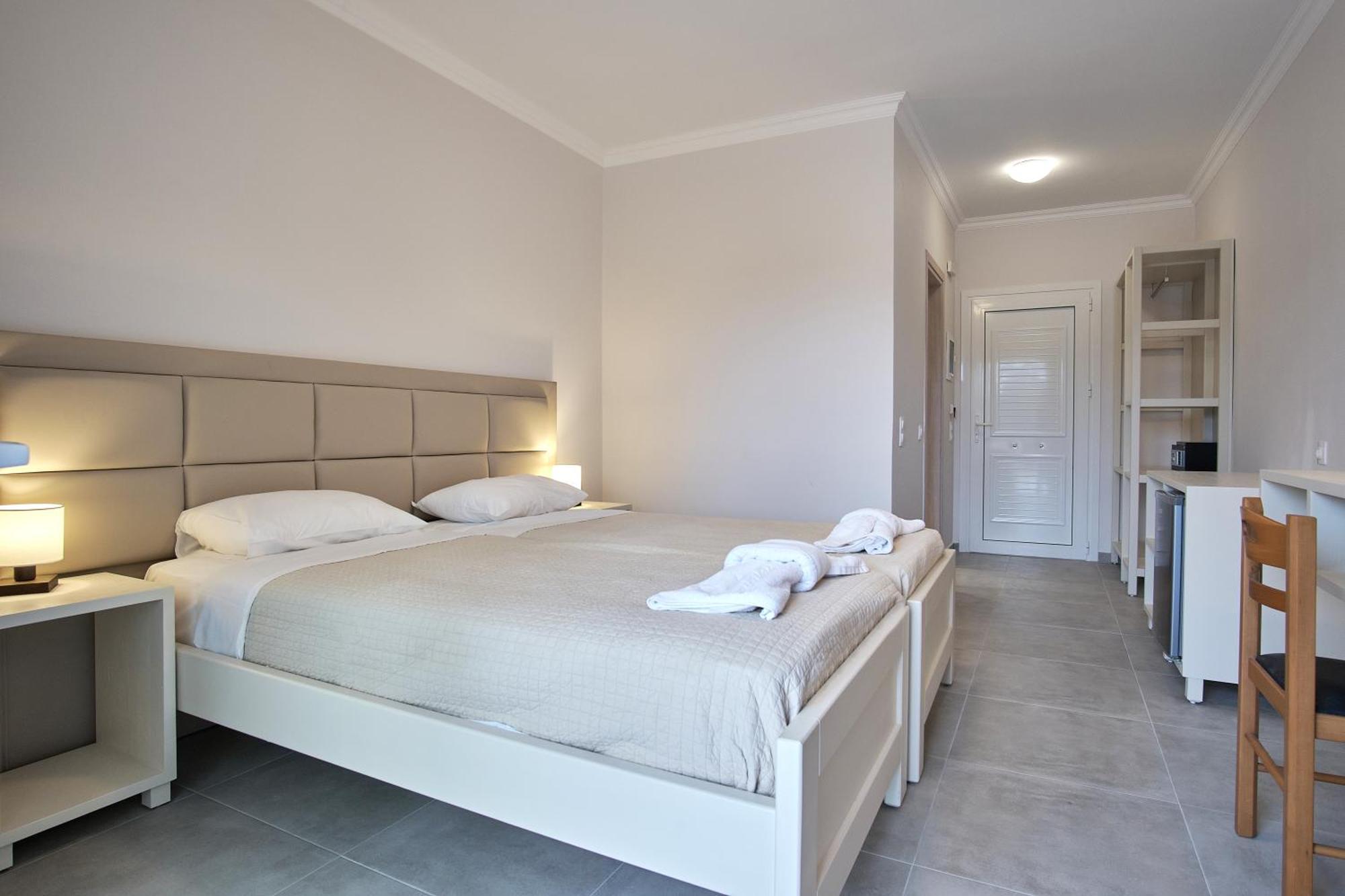 Sunny Corfu Aparthotel 4*